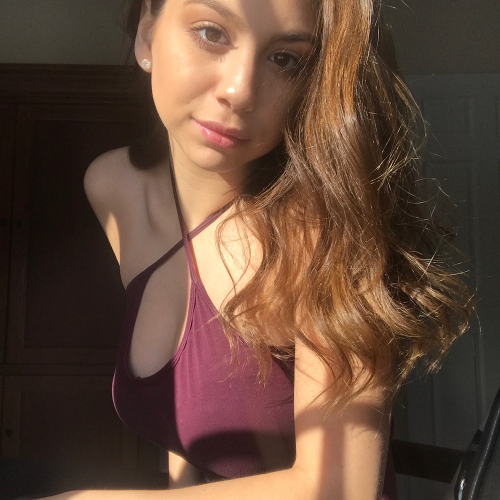 Meet your Posher, Victoria